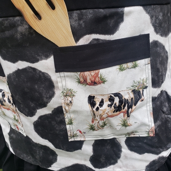 Cow Print Handmade Apron with Ruffles C1 - Picture 5 of 8